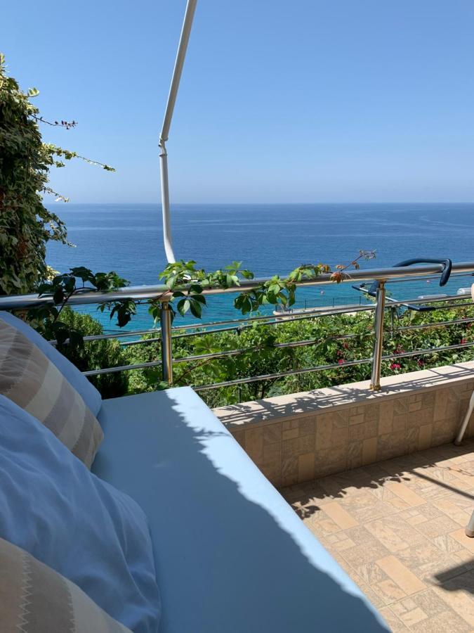 Blue Sea Apartments เคพาโร ภายนอก รูปภาพ